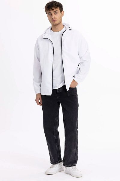 D1fference Men's White Lined Windproof Hooded Sports Raincoat with Pockets