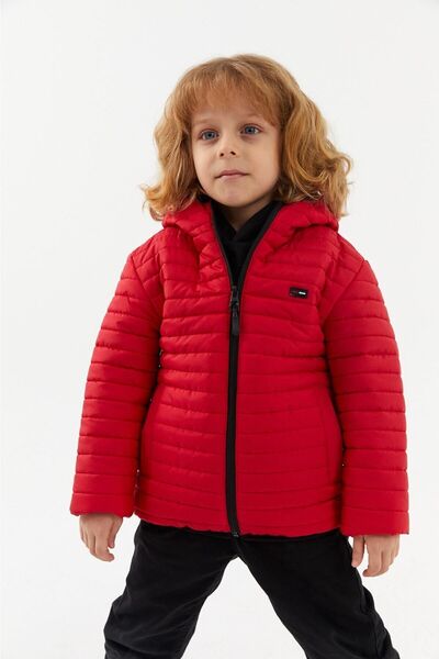 RİVERCLUP Fiú víz- és szélálló szálas piros kapucnis kabát