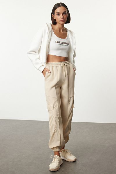 Trendyol Collection Jogginghose mit Garni-Details aus Popeline in Braun - Twoaw25Ea00009