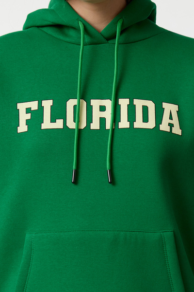 Trendyol Collection Zelená oversize fleecová městská mikina s potiskem - Twoaw24sw00438