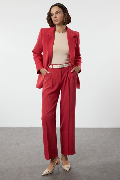 Trendyol Collection Red Limited Edition egyenes/egyenes kivágású, hajtogatott szövet nadrág TWOAW23PL00401