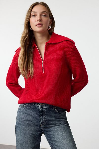 Trendyol Collection Roter Wollpullover mit weitem Schnitt und Umlegekragen und Reißverschluss TWOAW25KZ00011