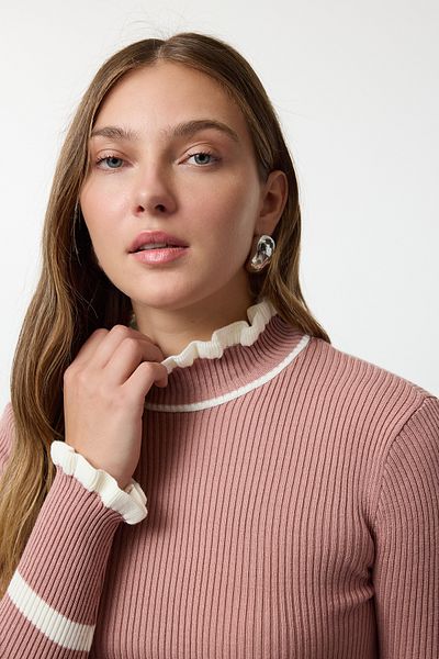 Trendyol Collection Pulover din tricotaje Dusty Rose Color Block TWOAW22KZ1250
