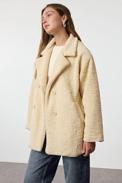 Trendyol Collection Übergroßer Plüsch-Midi-Mantel in Ecru – TWOAW25KB00097