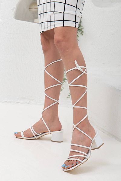 GULT White Women's Shoes - Thick Low Heel, Piping