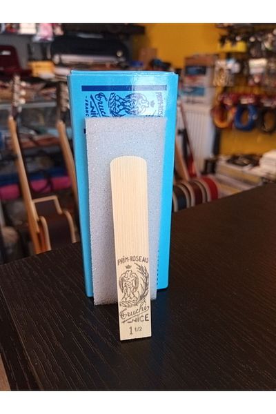 PUANDORG 1 Piece Blue Belt Rigotti Clarinet Reed Hot and Swing No: 1.5 (with Teeth Rubber Gift)