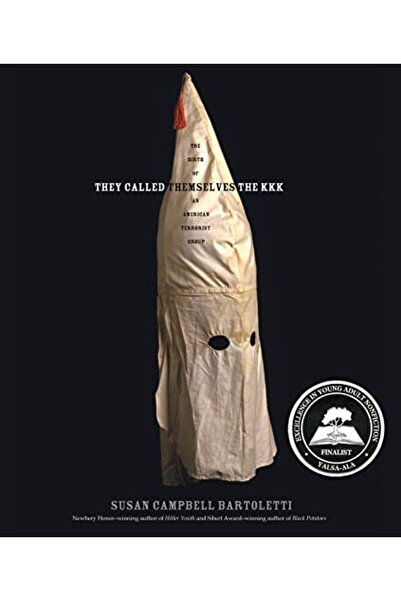 Harper Collins أطلقوا على أنفسهم اسم كو كلوكس كلان، ولادة جماعة إرهابية أمريكية