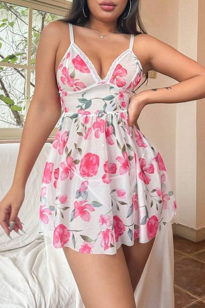 Tarzınbu Pink Floral Patterned Lace Detailed Nightgown