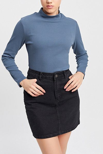 Curly Indigo Camisole Turtleneck Blouse