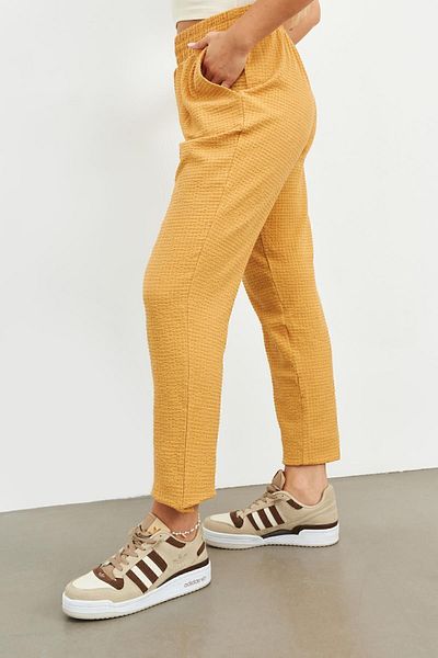 Curly MUSTARD TEXTURED PANT