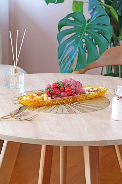 Glore Yellow Oval Boat Plate