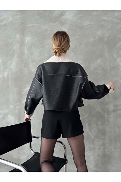 GNSGİYİM Късо палто от черно набук с яка