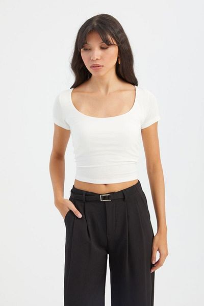 Hiccup Crop Top - Σχέδιο Μπλουζάκι με Στρογγυλή Λαιμόκοψη