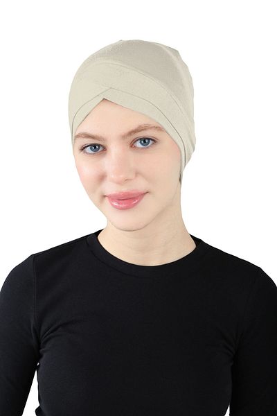 Ecardin Cream Colored Comfortable Crossover Cap - St 060