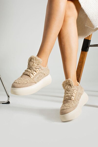 Glenz Women's High Sole Feather Sneaker Sports Shoes TS1157