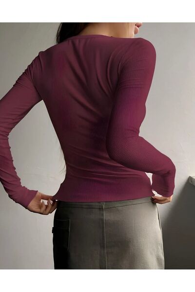 BNK Shop Γυναικείο κορμάκι με μακρύ μανίκι και λαιμόκοψη - Λεπτομέρεια με κουμπιά