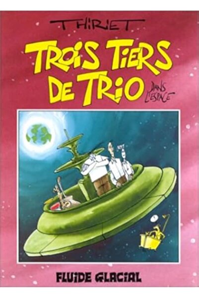UD Union Distribution Trois Tiers De Trio Dans Lespace