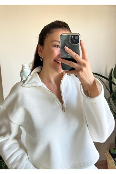 BEYAZ SWEATSHİRT