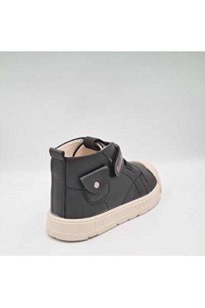 United Colors of Benetton Benetton 31826 Siyah Cırtlı Flexy System Alt Taban Termal İç Astarlı Erkek Çocuk Spor Bot