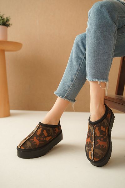Lively Stylish Водоустойчиви пухкави домашни пантофи - удобни с дебела подметка