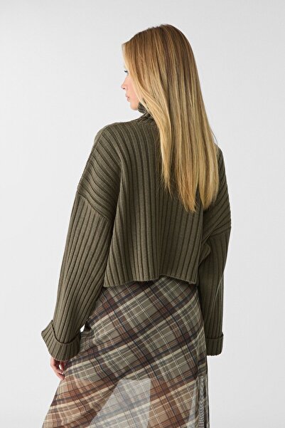 Stradivarius High Collar Knit Sweater