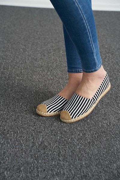 Glenz Women's Black Striped Ballet Ballet Ts1012