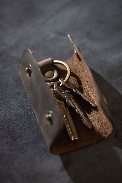 Hi Leather Genuine Leather Snap Keychain