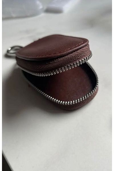 AKSESUAREE Premium Car Smart - Keychain Holder, Dustproof and Scratch Resistant