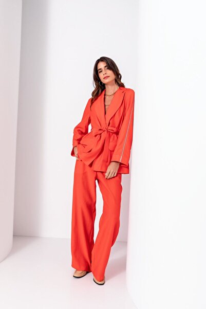 KASHA 24YC028 Jachetă cu detalii din piatră