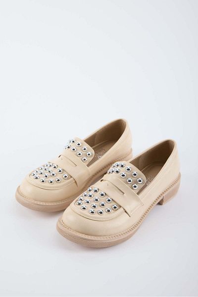 selinshoes Mendy Thin Base Women's Loafer with Staple Detail - Ekru