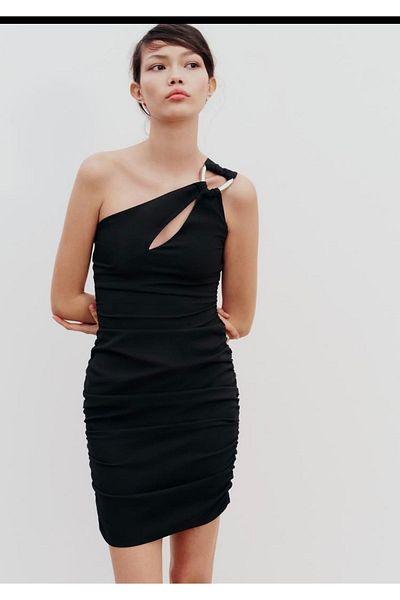 Butik Allbucks Zara، فستان قصير بتفاصيل ثنيات Abzr0065