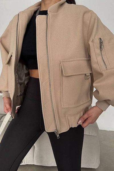 Ortaya Çık Μπεζ Bomber Jacket - Stamp, Λεπτομέρεια τσέπης