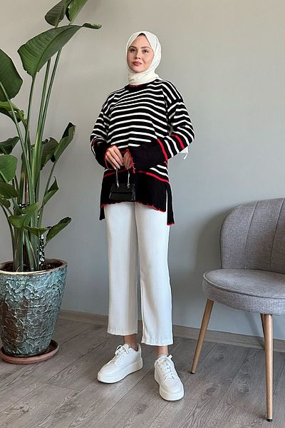InStyle Pulover tricotat negru cu guler tricotat și dungi