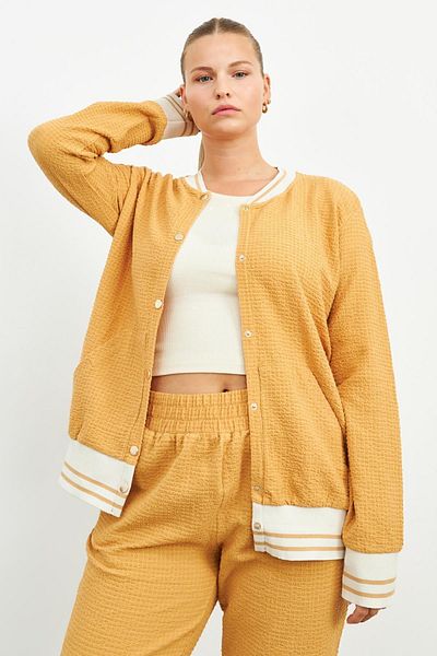Curly MUSTARD TEXTURED BOMBER JACKET