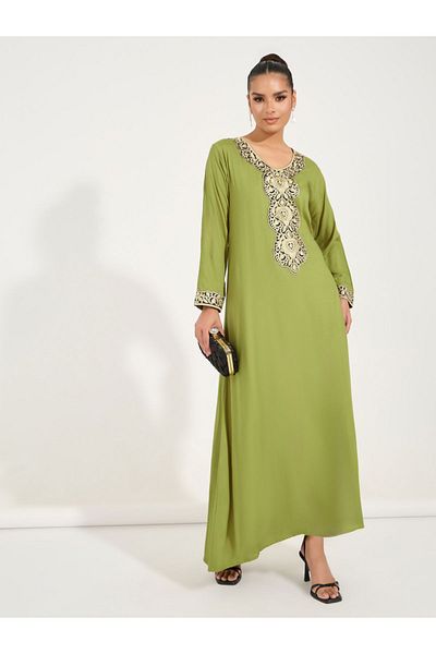 Styli Embroidered V Neck Jalabiya