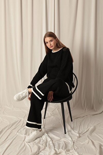 bayansepeti New Season - Null Collar and Stripe Detailed Knitwear Women's Sweater and Trousers Set