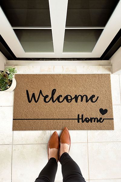 Paspas Yap Home View - Welcome Home Written Doormat