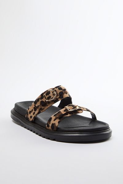 TRENDYOL SHOES Leopard Doppelschnalle Braun Dicke Sohle Damen Hausschuhe TAKAW25TE00009