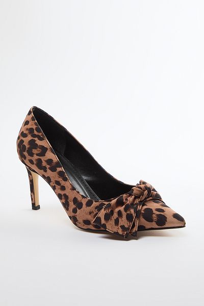TRENDYOL SHOES Brauner Stiletto-Absatz mit Leopardenmuster und dünnem Absatz – TAKAW25TO00028