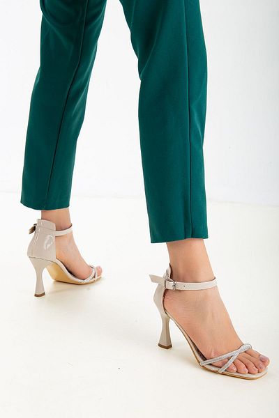 GULT Summer Stone Embroidered Shoes Leather Patent Leather