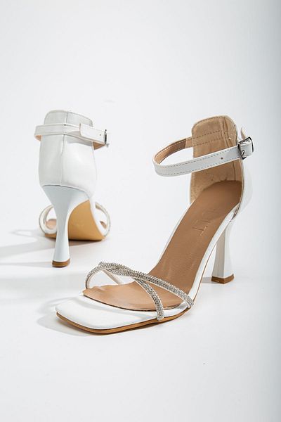 GULT Summer Stone Embroidered Shoes White