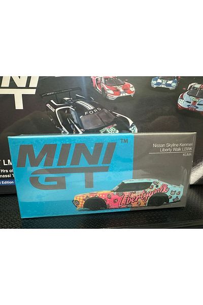 mini gt سيارة موديل