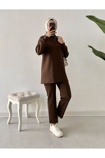 Tesettür Diyarı Scuba Fabric Hijab Suit - Λεπτομέρεια από πέτρα στους ώμους, καφέ