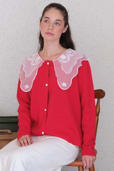 Ceylan Otantik Knitwear Red Lace Collar Cardigan