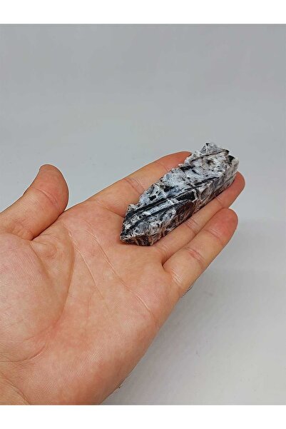 Yasamtohumu Kolekcionarski predmet od kalcedona i ahata, piramidalni šiljasti...