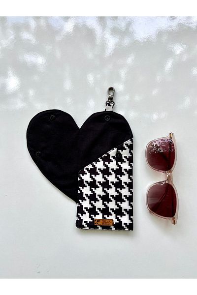 İsella Heart Houndstooth - Glasses and Case Design