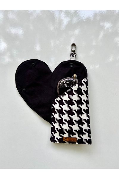İsella Heart Houndstooth - Glasses and Case Design