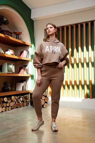 Curly Παντελόνι Jogger με ραμμένο καμήλα