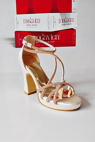 Modavien Kadın bej 10 cm saten taşlı platform ayakkabı