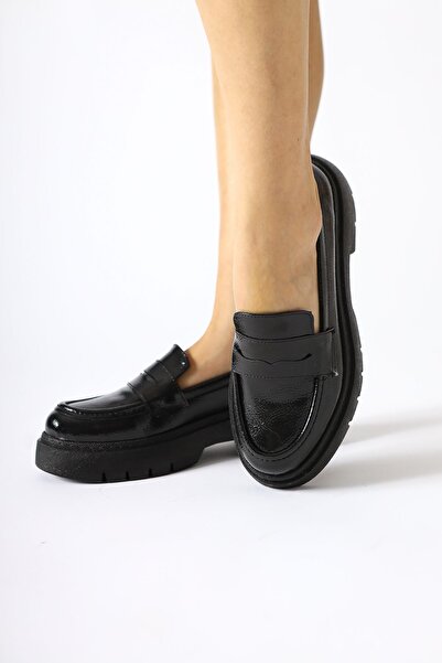 Limoya Lorenza Black Wrinkled Patent Leather Moccasin, Women's Loafer Shoes Opportunity Product